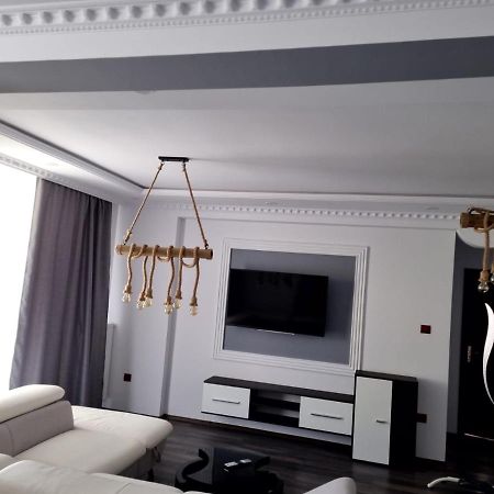 Luxury Apartment Σάτου Μάρε Εξωτερικό φωτογραφία