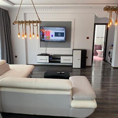 Luxury Apartment Σάτου Μάρε Εξωτερικό φωτογραφία